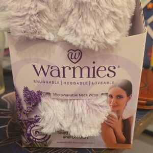 NIB Warmies Microwavable Neck Wrap - LAVENDER color And Scented
